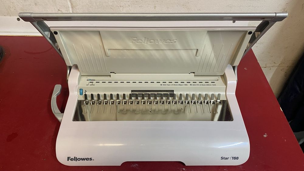 Encadernadora de Folhas64283718436739123