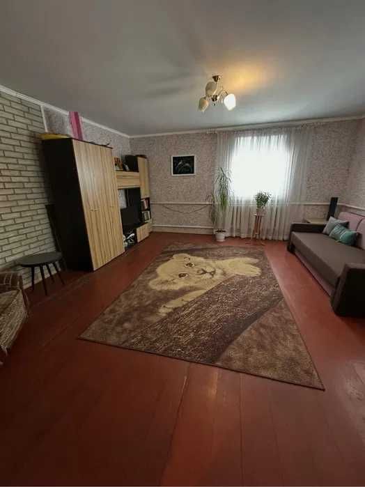 Продаж будинку Завадівка( Володарка). Розглядаємо державні програми .