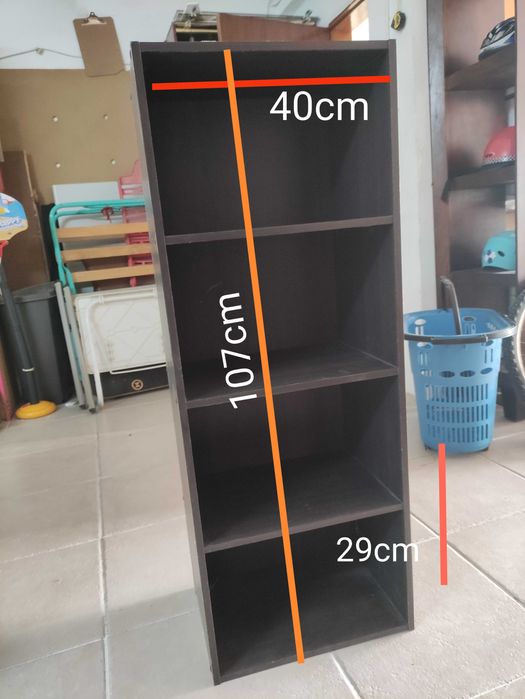 Prateleira para arrumação