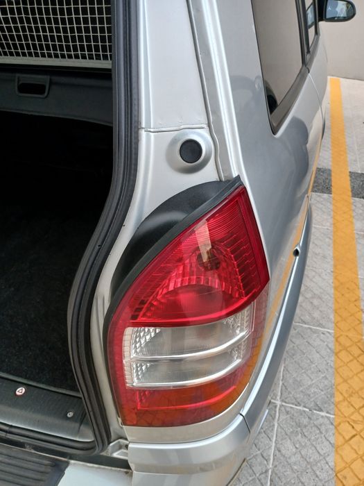 Opel zafira  carrinha a Gasoleo TD 2004  prata