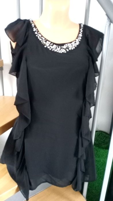 Tunika czarna z falbanami po bokach aplikacja kryształków H&M 38