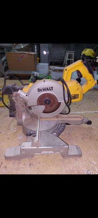 Dewalt serra esquadria
