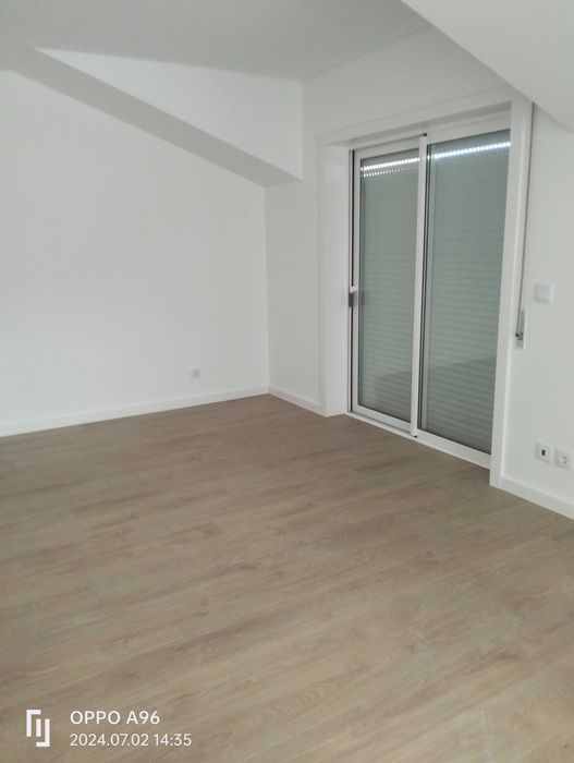 Executo trabalho de pintura e barramento em geral todo tipo