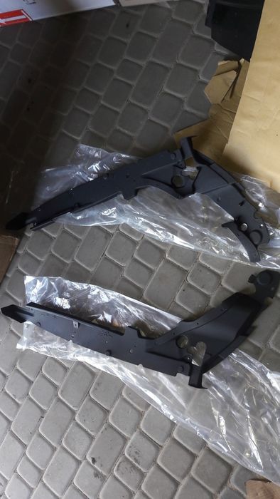 Накладка крила підкапотна ліва права Jeep Grand Cherokee 2015-