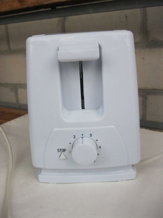 Продам    тостер