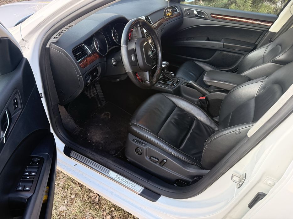 Skoda Superb 2.0 tdi 140km DSG