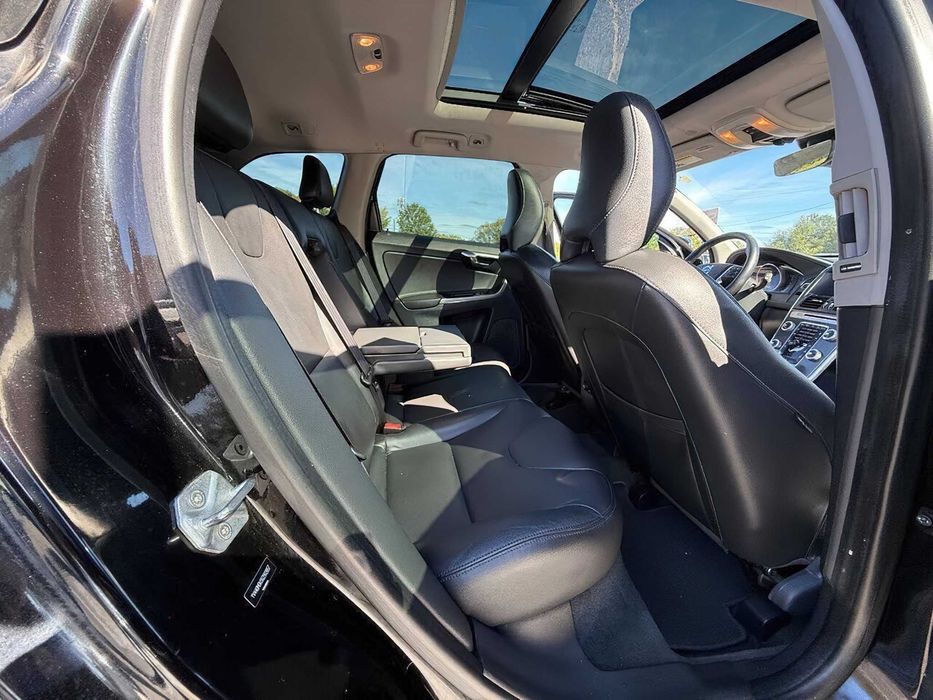 Volvo XC60 T5 Drive-E Premier      2016