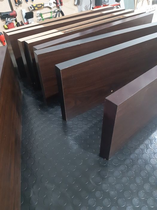 Estantes LACK castanho escuro