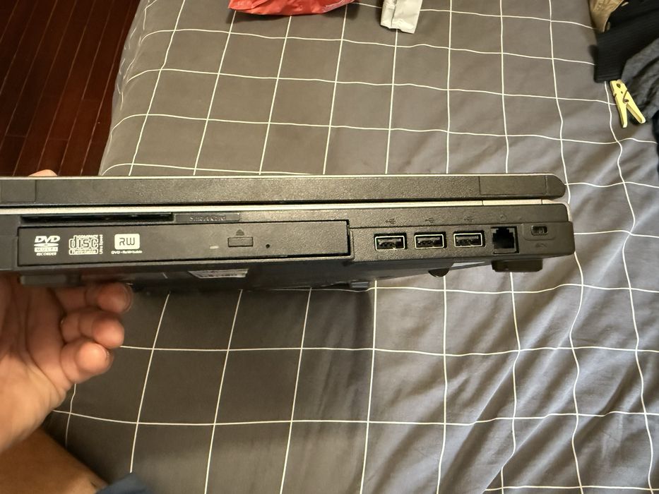 Notebook toshiba / estado de novo