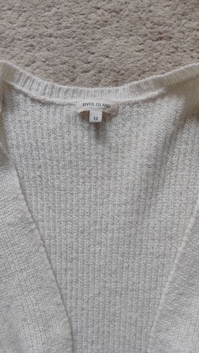 Kremowy sweterek River Island r.12/L