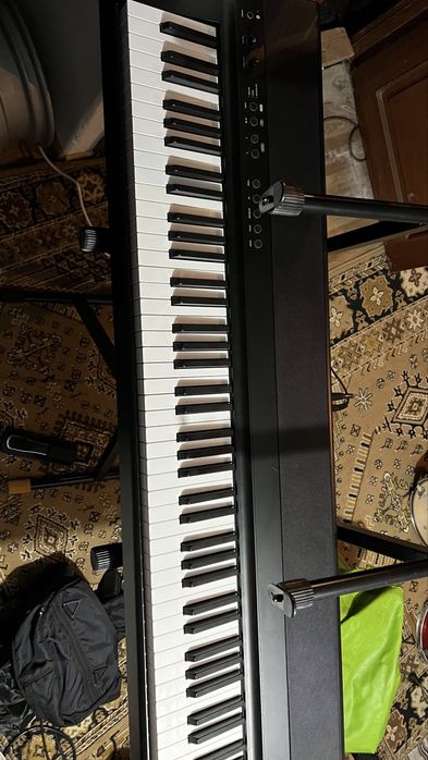 Thomann DP-28 88 teclas