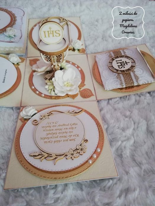 Pamiątka komunia, exploding box