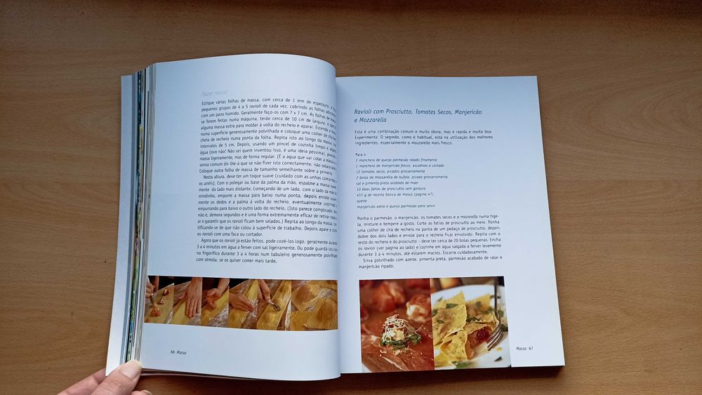 Livro "Na Cozinha com Jamie Oliver"