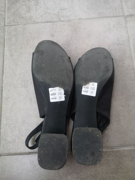 Buty na koturnie