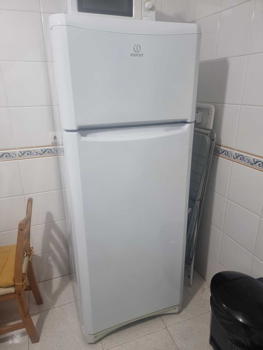 Frigorifico indesit