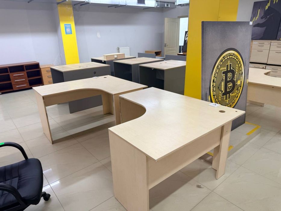 Продаж офісний мебілв