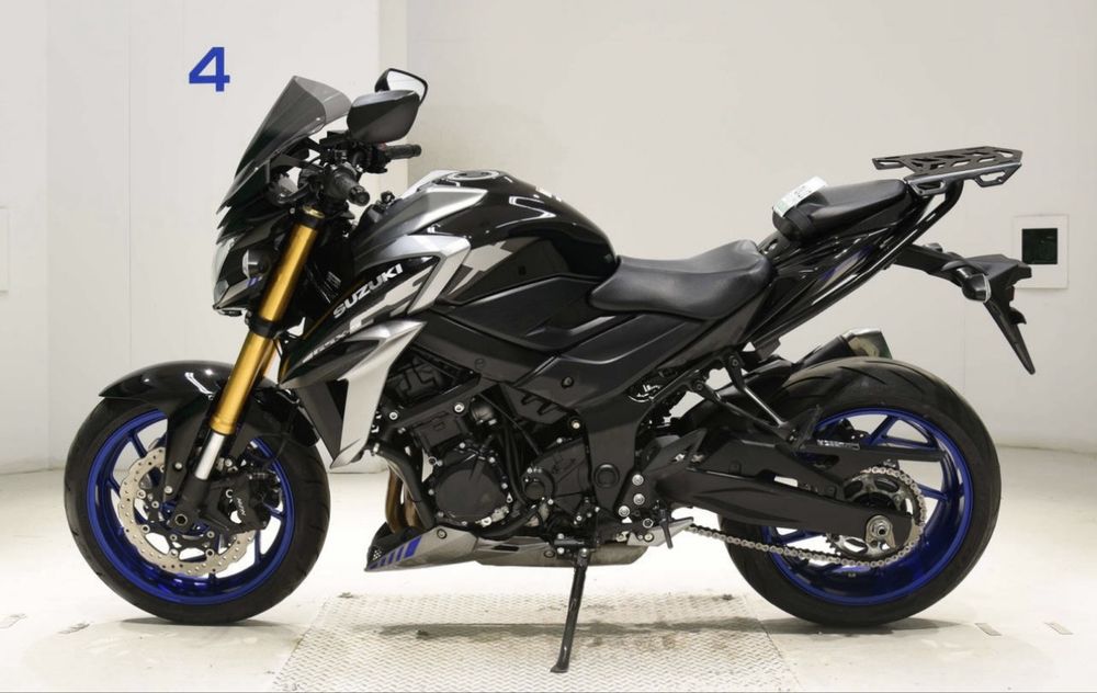 SUZUKI GSX-S750 2021 рік СУЗУКИ