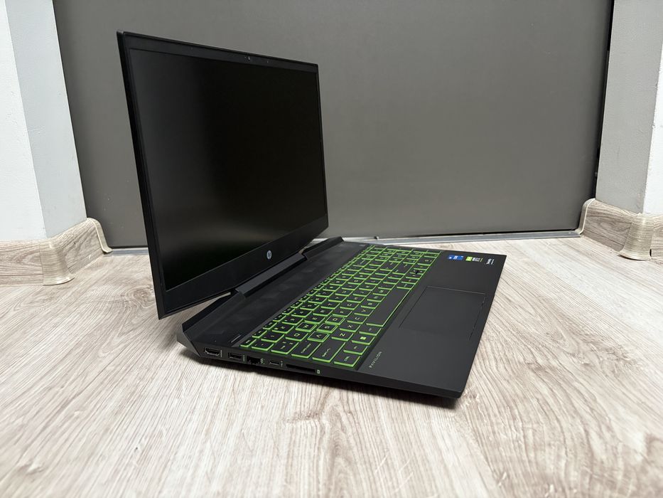 HP Pavilion Gaming 15 | i5-11300H | RTX 3050 | 16GB RAM | SSD | 144Hz