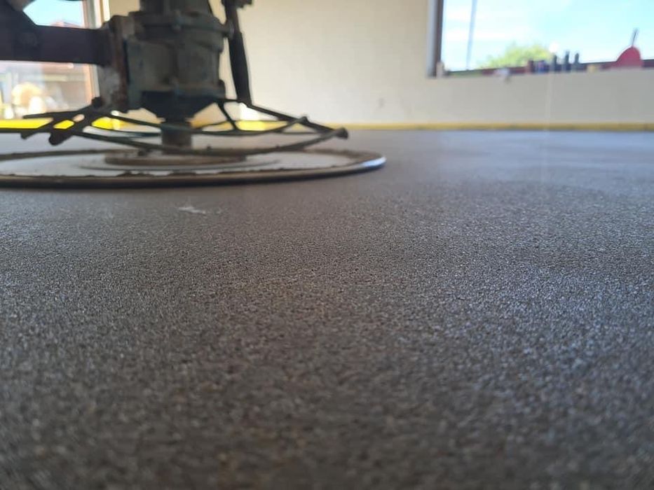 Posadzki tynki wylewki mixokret beton