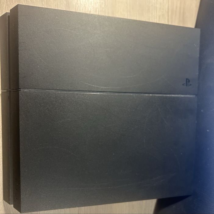 Ps4 stan bdb +1pad + gry