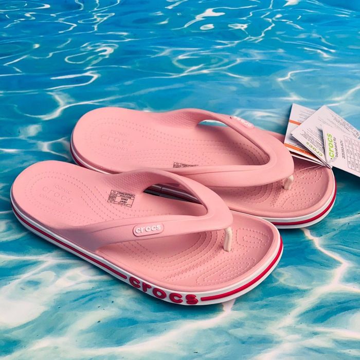 Жіночі крокси вʼєтнамки Crocs Bayaband Flip кроксы
