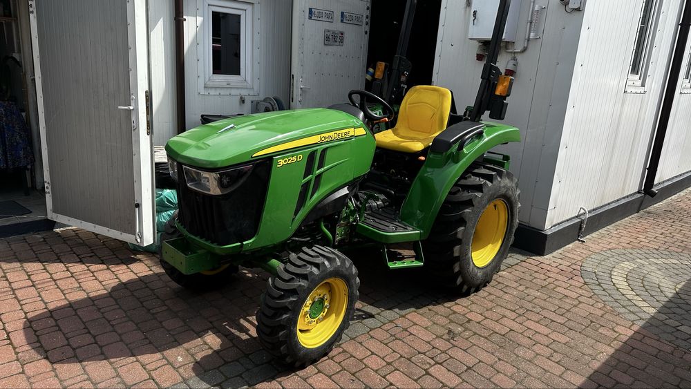 John Deere traktorek 3025D 2022 rok przebieg tylko 113 mtg
