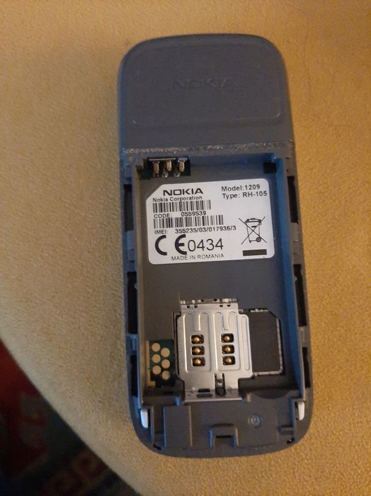 Telemóvel Nokia 1209