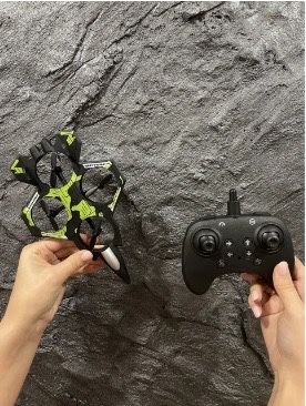 Самолет на радиоуправлении Літак винищувач