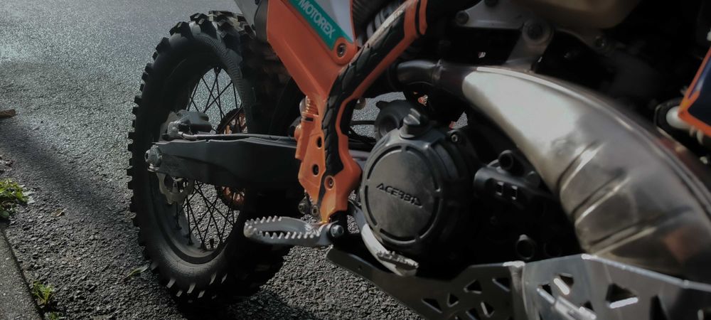 KTM 300 EXC TPI - 2022 / Troca por jipe