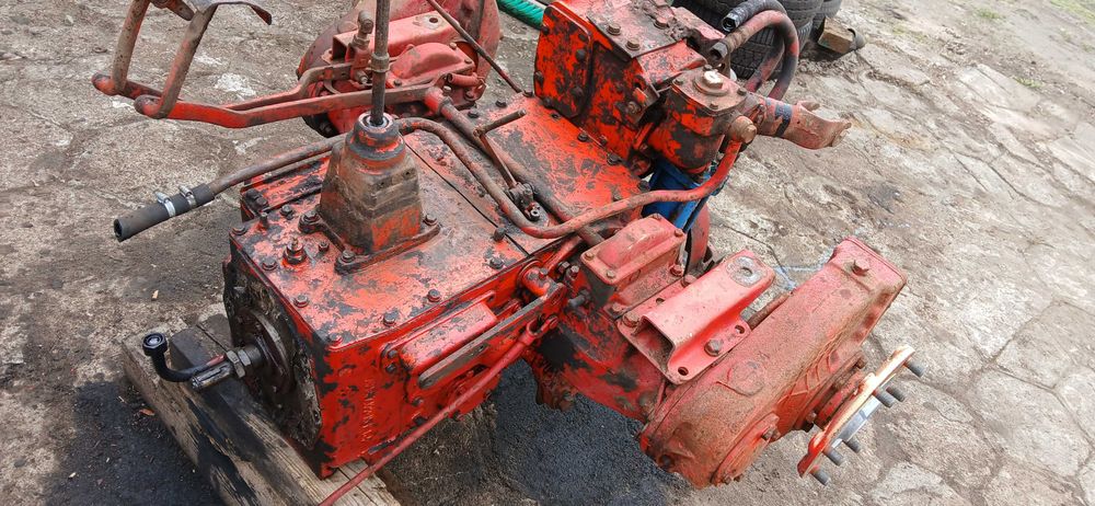 władimirec t 25 kabina skrzynia biegów kolumna kierownicza rama podnośnik władymirec blok silnika oś pompa wtryskowa od ursusa c 330 maska błotniki