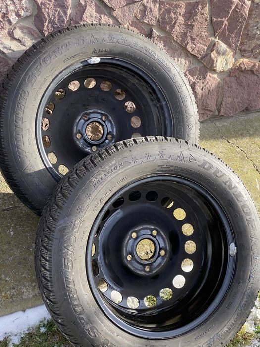 Dunlop 215/60/16 стан нові