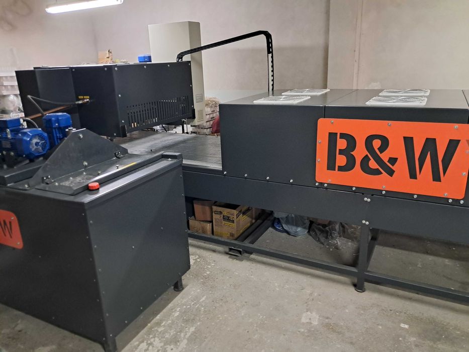 Automatyczny dozownik płynnej parafiny