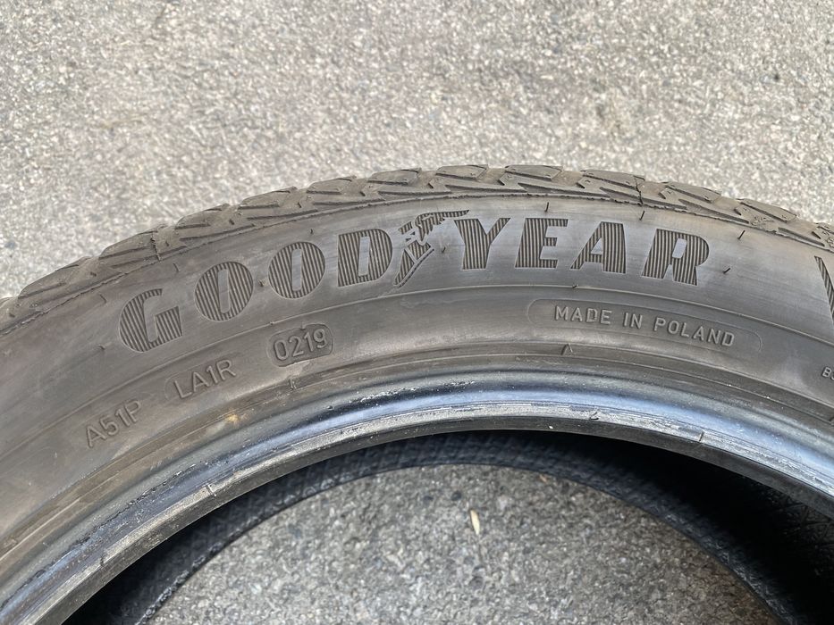 Резина шини (пара) 235/50R18 Goodyear 6,5+ mm