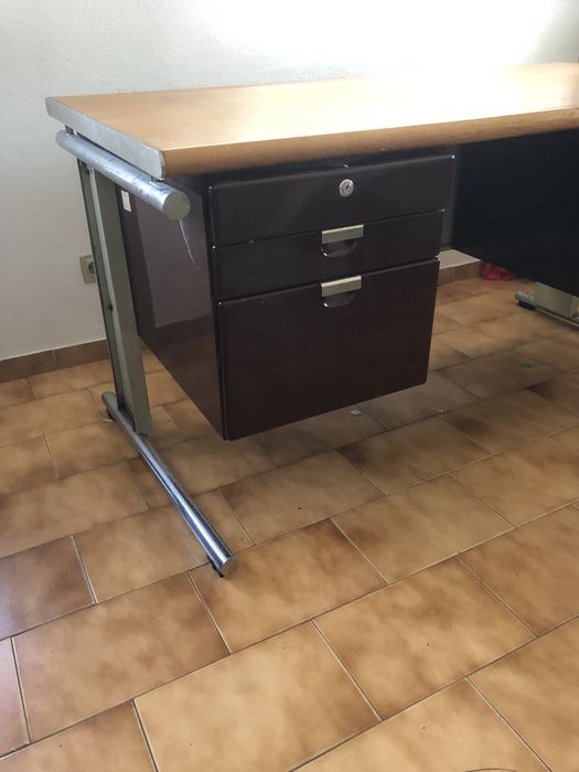 Secretaria 75cm x 150cm