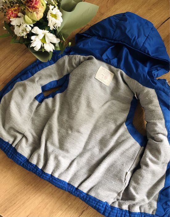 Жилетка Zara р 98 на 2-3 г дутая синтепон