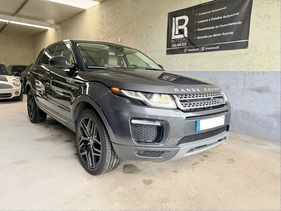 Range Rover Evoque 2.0 eD4 Dynamic SE - Desde 259€ Mês