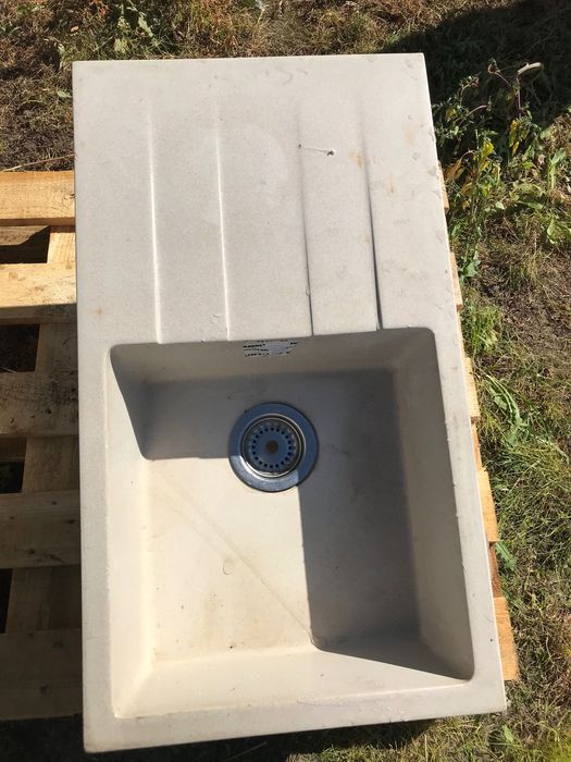 Zlew kuchenny w dobrym stanie zlewozmywak