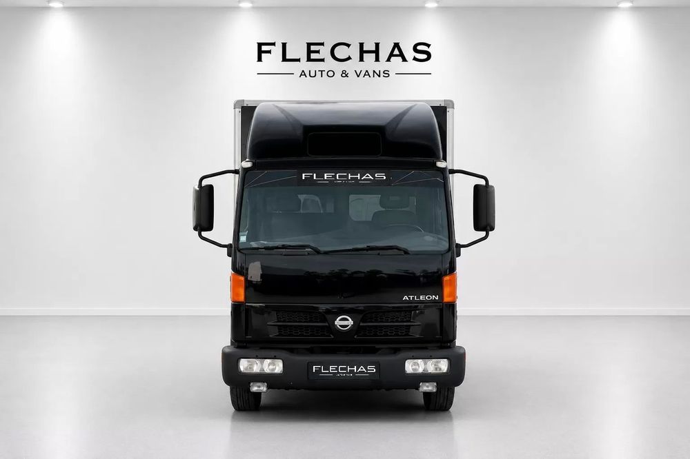 Nissan  atleon 3.0 ligeiro 3.5t