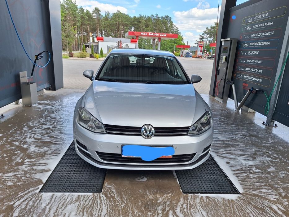 Volkswagen Golf VII