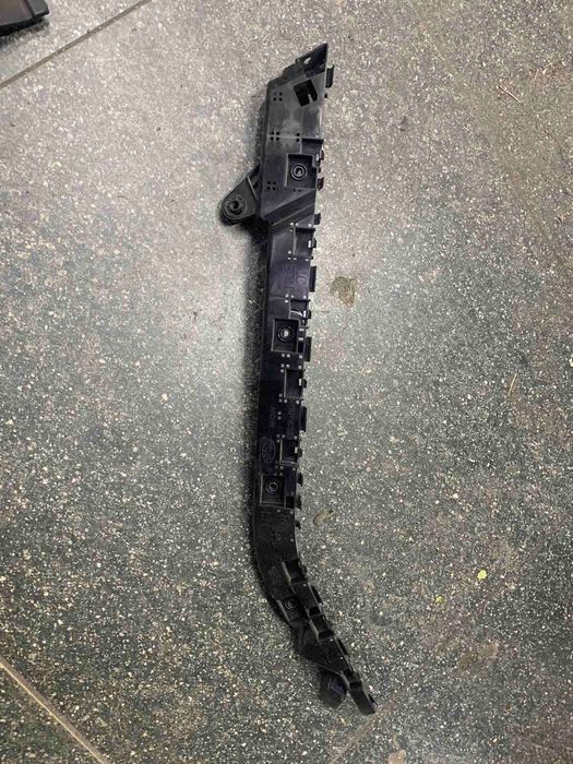 направляюча заднього бампера ліва SUBARU WRX 2020- бу оригінал