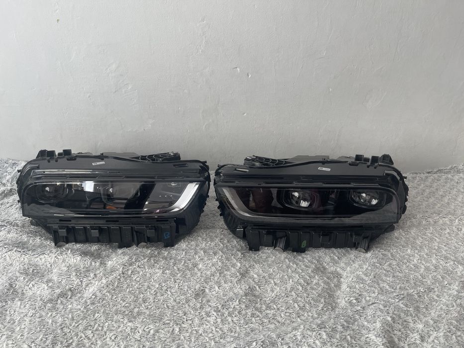 BMW G07 X7 LCI права фара головного світла