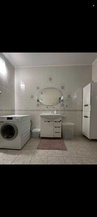 Продаж великогабаритної 3 кімнатної квартири