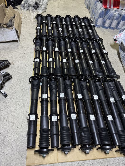 Передні стойки двох каткові Mercedes Sprinter W906 Спринтер 907 Спарка