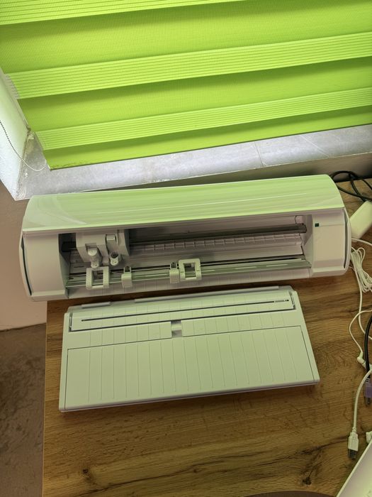 silhouette cameo 5 plus + автоподавач