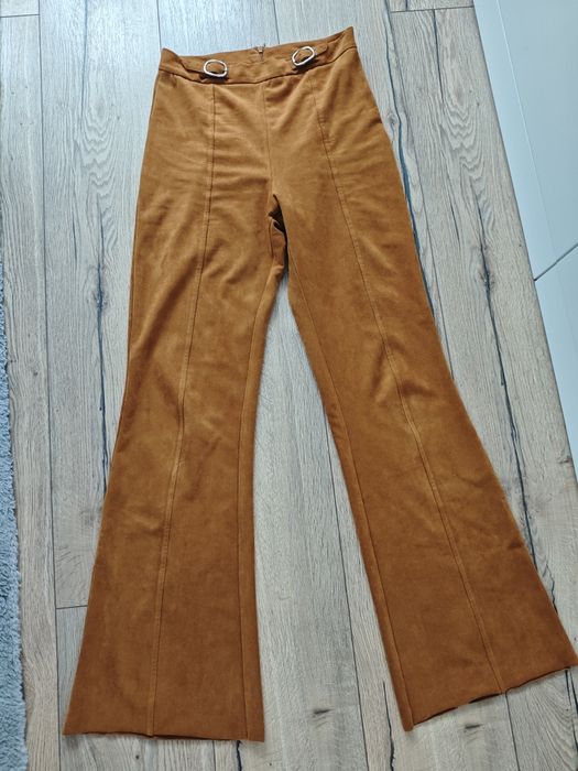 Spodnie dzwony Bershka r.S