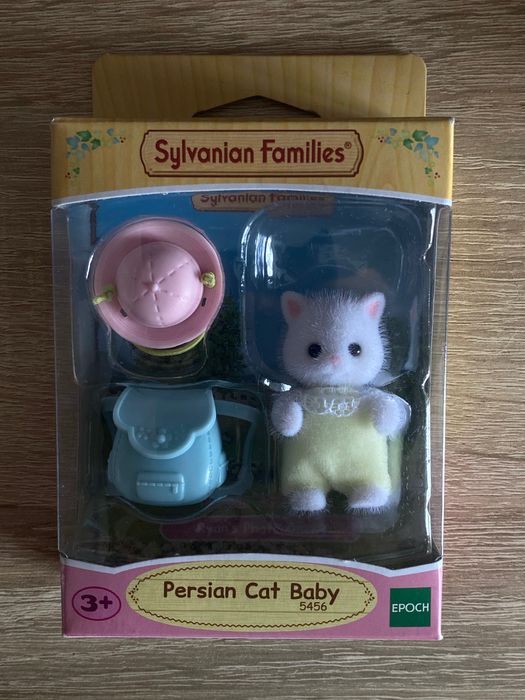 новый набор Sylvanian Persian Cat Baby