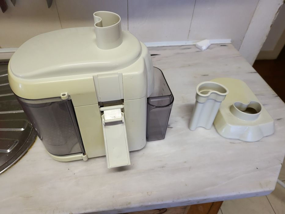Máquina de Sucos64739170181378124