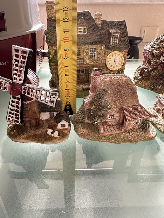 Колекційні керамічні будиночки