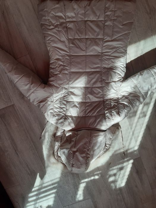 Продам женскую зимнюю куртку