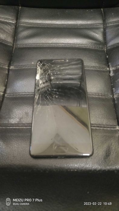 Телефон на запчастини в робочому стані Мейзу Pro 7+